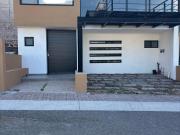 CASA EN VENTA EN PUNTA ESMERALDA. 8