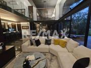 Casa en venta en Punta Lago Equipada, amueblada, vestida...