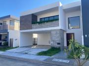 CASA EN VENTA EN PUNTA TIBURÓN LAG 6