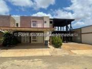 Casa en Venta en Punto Fijo Falcón 172 m2. 2 hab