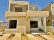Casa en Venta en Punto Fijo Falcón 200 m2. 4 hab