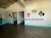Casa en Venta en Punto Fijo Falcón 223 m2. 3 hab
