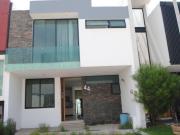 Casa en VENTA en Punto Sur