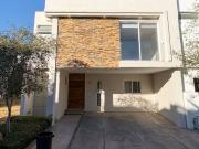 Casa en venta en punto sur