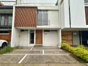 CASA EN VENTA EN PUNTO SUR, TLAJOMULCO DE ZUÑIGA