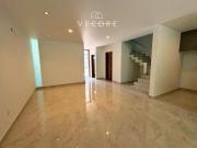 CASA EN VENTA EN PUNTO SUR, TLAJOMULCO DE ZÚÑIGA