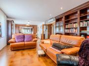 Casa en venta en Quart. Magnífico chalet con 6...