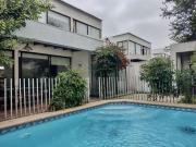 Casa en Venta en Quilin con consistorial