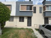 CASA EN VENTA EN QUINTA VERSALLES SEGUNDA ETAPA OJO DE...