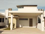Casa en venta en Quintas del Palmar, Torreón, Coahuila...