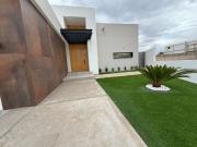 CASA EN VENTA EN QUINTAS DEL SOLAR CON ALBERCA DE 1 PISO