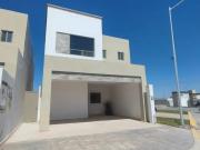 Casa en venta en Quintas la Cima, Torreón, Coahuila de...