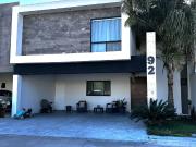 CASA EN VENTA EN RACIMOS SECTOR VIÑEDOS TORREON COAHUILA