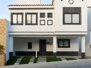 CASA EN VENTA EN REAL DEL MAR TIJUANA, DE 3 REC
