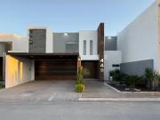 Casa en Venta en Real del Nogalar | 3 Recámaras con Baño...