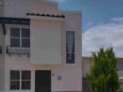 casa en venta en real solare Queretaro con terreno excedente