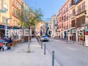 Masía en venta en Requena. Edificio histórico en el...