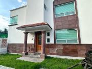 Casa en venta en Residecial Corredores, Cacalomacan