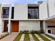 CASA EN VENTA EN RESIDENCIAL AQUA BY CUMBRES