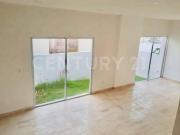 CASA EN VENTA EN RESIDENCIAL BRITANIA