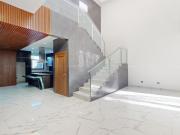 CASA EN VENTA EN RESIDENCIAL CUMBRES CON ALBERCA FRENTE...