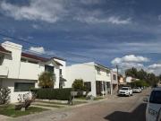 Casa en venta en residencial del Moral 1