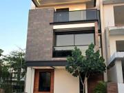 Casa en venta en residencial en Av. Huayacan Cancún de 3...