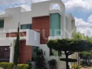 Casa en Venta en Residencial Esmeralda Norte, Colima, Col