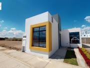 Casa en venta en Residencial La Vi?a, Villa de Pozos....