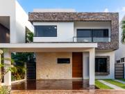 Casa en Venta en Residencial Lagos del Sol