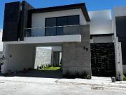 CASA EN VENTA EN RESIDENCIAL LAS VIÑAS CIRCUITO SANTO...