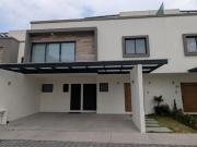 CASA EN VENTA EN RESIDENCIAL LAURELES, METEPEC