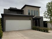 CASA EN VENTA EN RESIDENCIAL LEONES