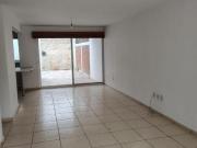 CASA EN VENTA EN RESIDENCIAL LOS CARCAMOS ZONA NORTE CON...