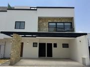 Casa en Venta en Residencial Mallorca calle 16 de...