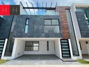 Casa en Venta en Residencial Nobel Udlap