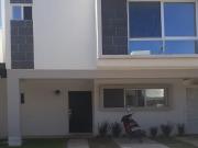 Casa en venta en Residencial Olivos 3 en Playa del...