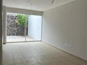 CASA EN VENTA EN RESIDENCIAL PONTEVEDRA