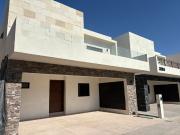 CASA EN VENTA en Residencial Portal de Hierro, Los... CASA EN VENTA en Residencial Portal de Hierro, Los...
