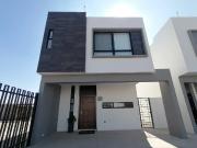 Casa en venta en Residencial Portones Paraíso, Torreón,...