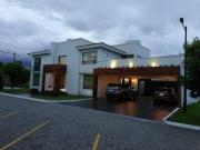 CASA EN VENTA EN RESIDENCIAL PROVIDENCIA, METEPEC,...