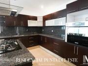 Casa en Venta en Residencial Punta del Este, León,...