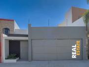 Casa en venta en Residencial Real Santa Bárbara, Colima,...