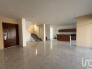 CASA EN VENTA EN RESIDENCIAL ROYAL CAMPESTRE