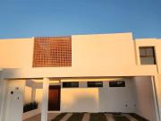 Nueva Casa en Venta 4 recámaras con baño, Una en PB...