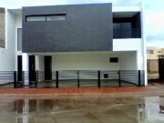 Casa en venta en Residencial Santa Fe, León, Guanajuato