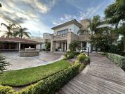 Casa en venta en Residencial Santa Paulina