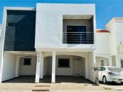 Casa en venta en Residencial Senderos, Torreón, Coahuila...