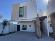 Casa en venta en Residencial Senderos, Torreón, Coahuila...