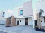 Casa en venta en Residencial Senderos, Torreón, Coahuila...